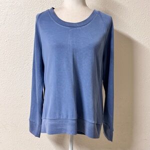 Athleta Soft blue seasoft scoop  neck sweatshirt sz 'Medium athleisure